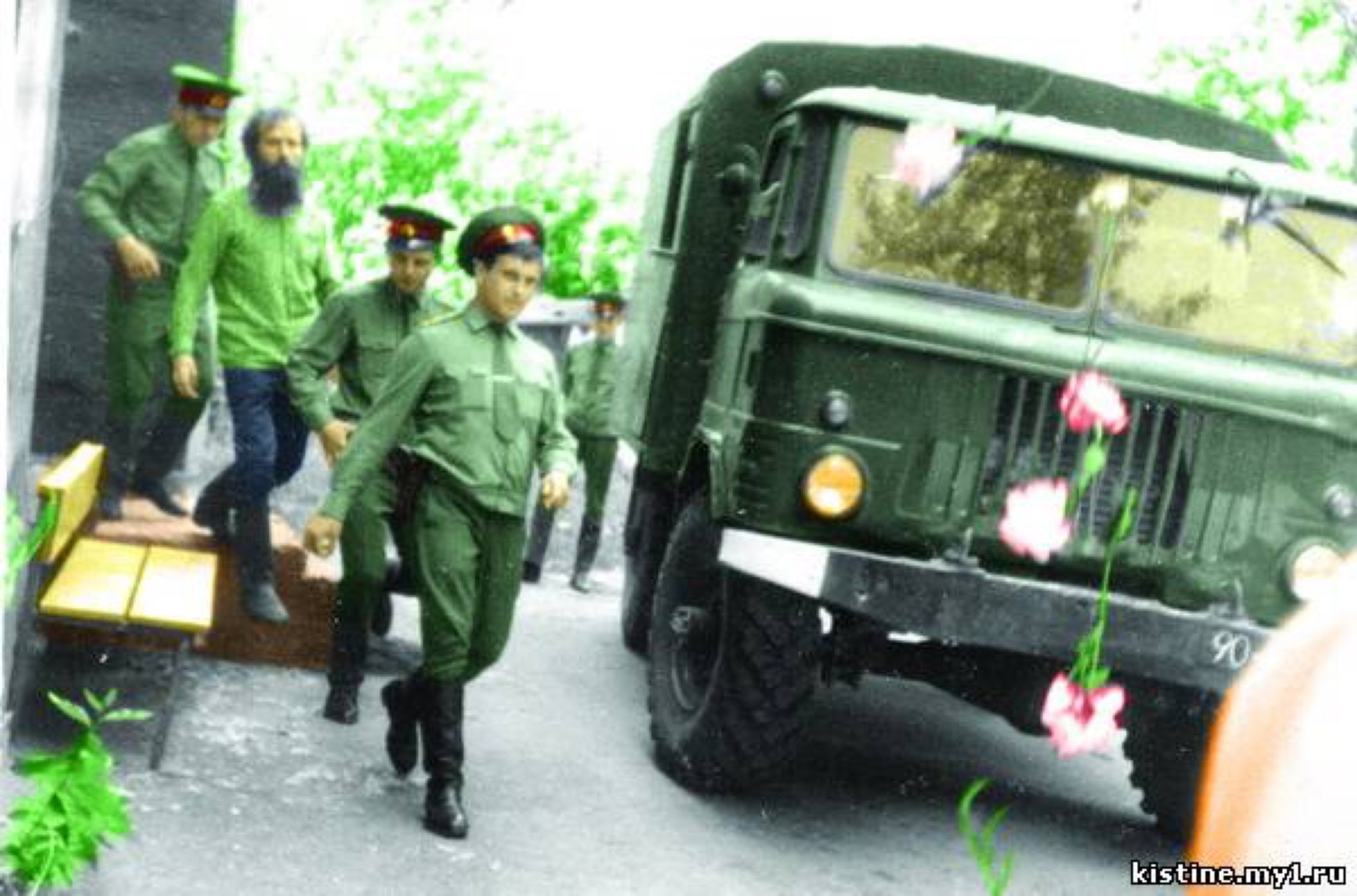 вещества в сигарете на схеме